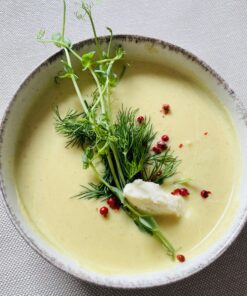 Krem chrzanowy na żytnim pieczywie